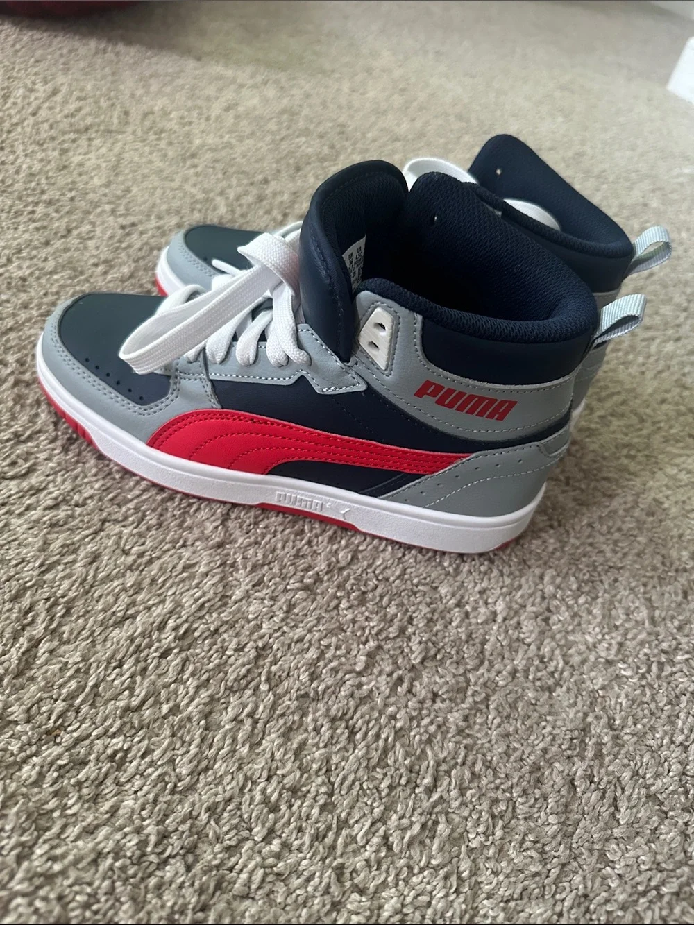 Puma Kids High-Top Sneakers in Gray, Navy & Red